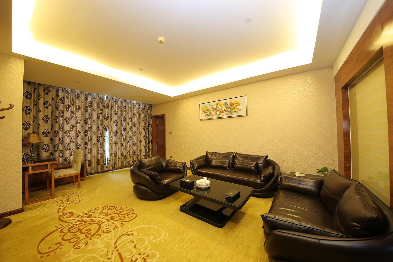 Oubon International Hotel Kuangcsou Kültér fotó
