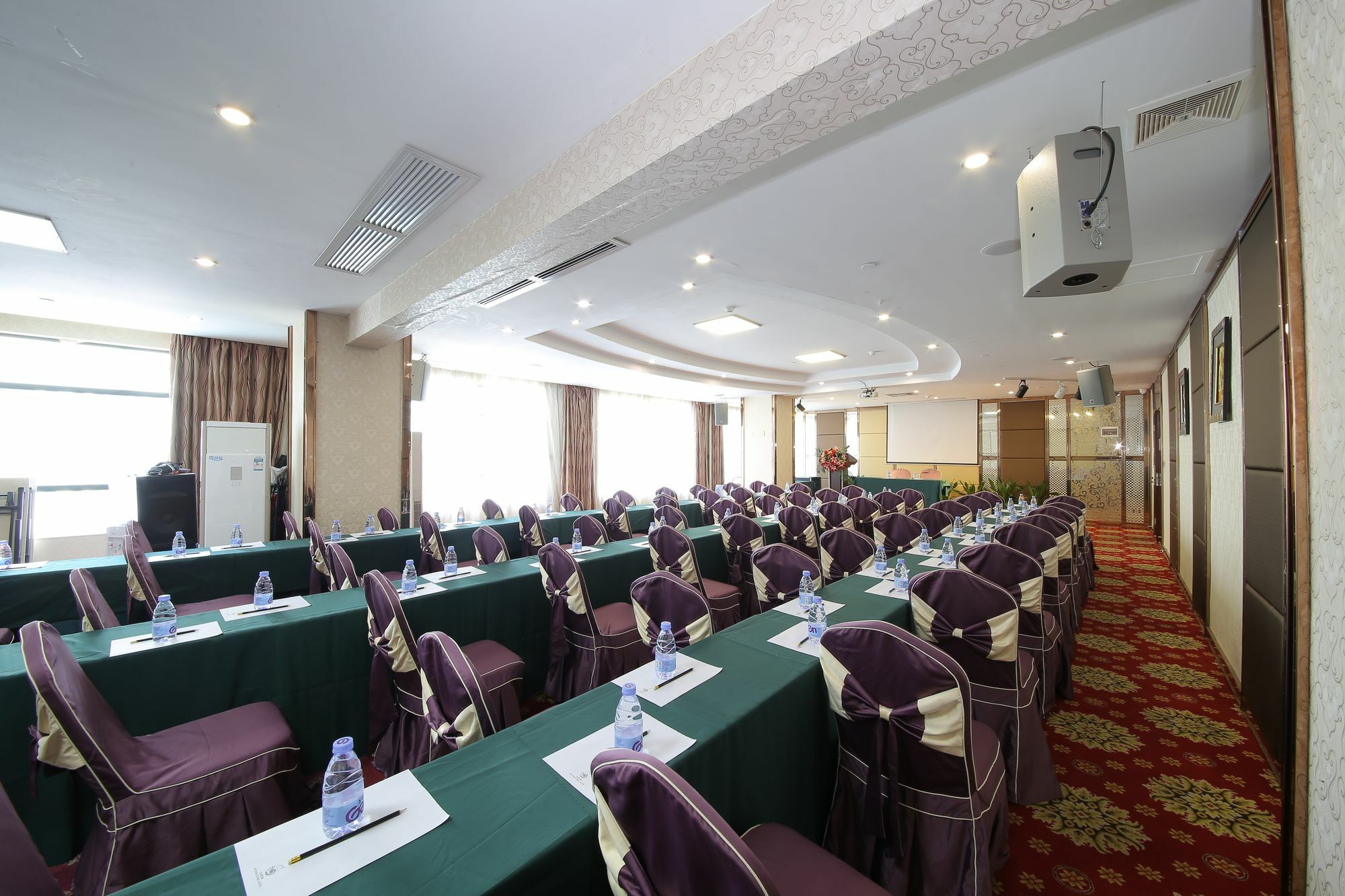 Oubon International Hotel Kuangcsou Kültér fotó