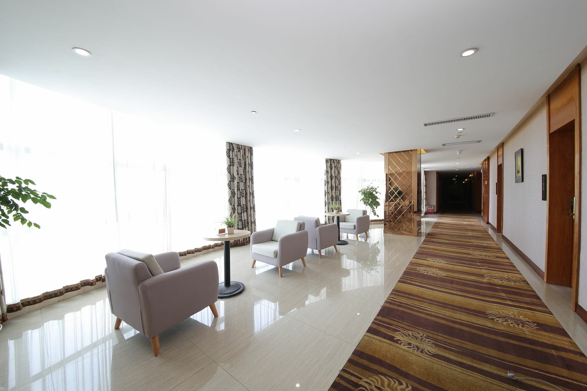 Oubon International Hotel Kuangcsou Kültér fotó
